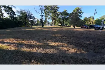 192 Cottonwood, Onalaska, TX 77360 - Photo 3