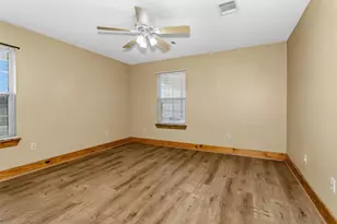 7581 County Rd 333, Plantersville, TX 77363 - Photo 31