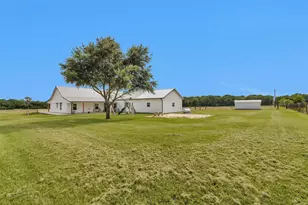 7581 County Rd 333, Plantersville, TX 77363 - Photo 5
