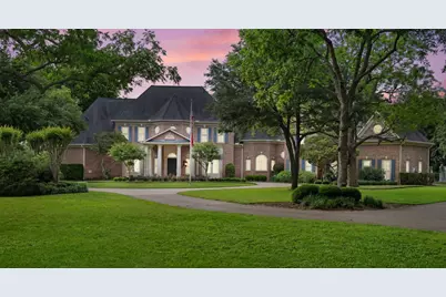1217 N Horseshoe Drive, Sugar Land, TX 77478 - Photo 3