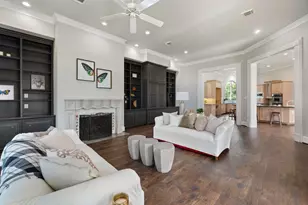 1217 N Horseshoe Dr, Sugar Land, TX 77478 - Photo 7