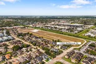 11003 Bellbrook Dr, Houston, TX 77096 - Photo 35