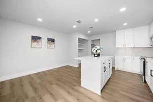 11003 Bellbrook Dr, Houston, TX 77096 - Photo 11