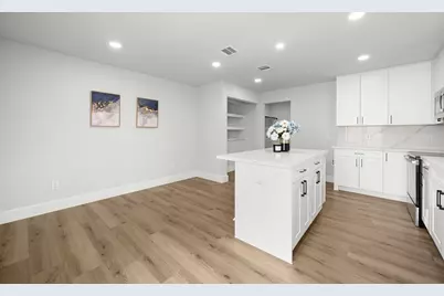 11003 Bellbrook Drive, Houston, TX 77096 - Photo 11