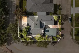11003 Bellbrook Dr, Houston, TX 77096 - Photo 33