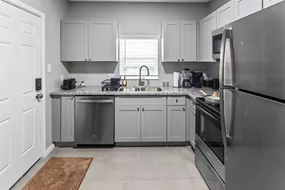 2824 Blodgett Street #4, Houston, TX 77004 - Photo 7