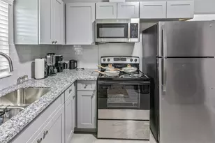 2824 Blodgett St, Houston, TX 77004 - Photo 5