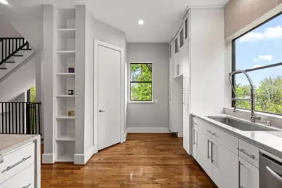 1901 W 14th 1/2 Street #C, Houston, TX 77008 - Photo 17