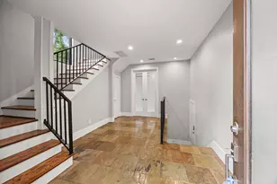 1901 W 14th 1/2 St, Houston, TX 77008 - Photo 5