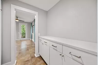 1901 W 14th 1/2 Street #C, Houston, TX 77008 - Photo 11