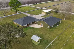 7715 County Rd 383, Rosharon, TX 77583 - Photo 47