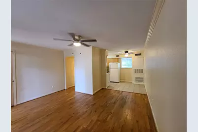 1523 Heights Boulevard #5, Houston, TX 77008 - Photo 3