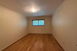 7718 Lacy Hill Dr, Houston, TX 77036 - Photo 17