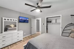 8215 Braes Meadow Dr, Houston, TX 77071 - Photo 21