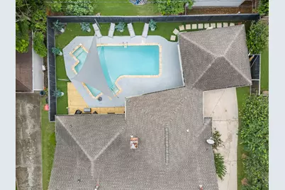 8215 Braes Meadow Drive, Houston, TX 77071 - Photo 3