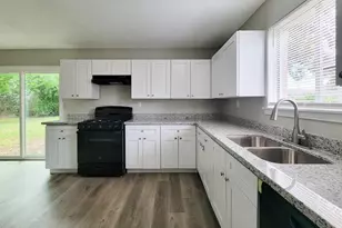 3121 Proswimmer St, Houston, TX 77088 - Photo 13