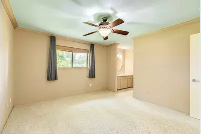 121 Bougainvillea Street, Lake Jackson, TX 77566 - Photo 17