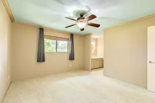 121 Bougainvillea St, Lake Jackson, TX 77566 - Photo 17