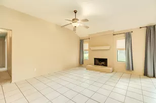 121 Bougainvillea St, Lake Jackson, TX 77566 - Photo 7