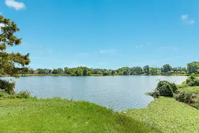 121 Bougainvillea Street, Lake Jackson, TX 77566 - Photo 27