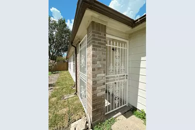 13426 Sanderford Lane, Houston, TX 77083 - Photo 17