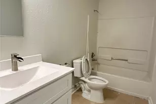 13426 Sanderford Ln, Houston, TX 77083 - Photo 9