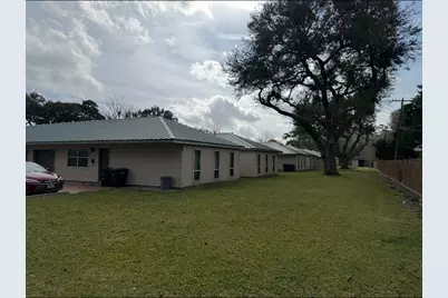 307 N Ormsby Street #205-309, Alvin, TX 77511 - Photo 7