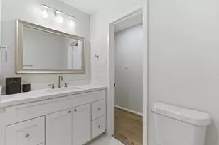 9326 Meadowbriar Ln, Houston, TX 77063 - Photo 33