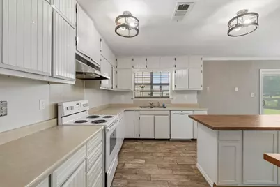 16101 Bluebird Street, Santa Fe, TX 77517 - Photo 9