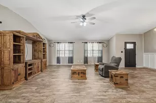 16101 Bluebird St, Santa Fe, TX 77517 - Photo 5