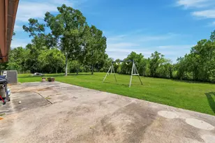 16101 Bluebird St, Santa Fe, TX 77517 - Photo 29