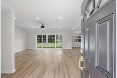 27116 S Harlan Lane, Conroe, TX 77385 - Photo 5