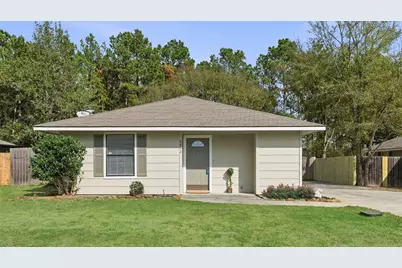 8892 E Buffalo Circle, Willis, TX 77378 - Photo 1
