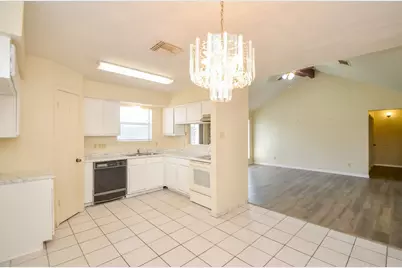 9414 Kingsvalley Street, Houston, TX 77075 - Photo 11