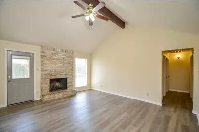 9414 Kingsvalley Street, Houston, TX 77075 - Photo 5