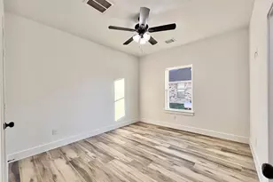 461 Spanish Dr, Dayton, TX 77535 - Photo 39