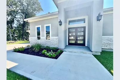 461 Spanish Drive, Dayton, TX 77535 - Photo 3