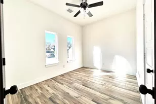 461 Spanish Dr, Dayton, TX 77535 - Photo 11