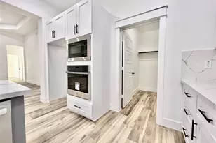 461 Spanish Dr, Dayton, TX 77535 - Photo 23