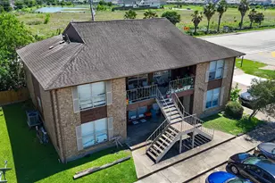 4029 Briar Hollow Dr, Dickinson, TX 77539 - Photo 23