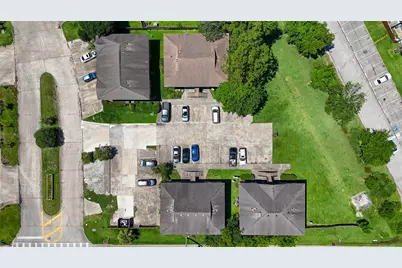 4029 Briar Hollow Drive, Dickinson, TX 77539 - Photo 15