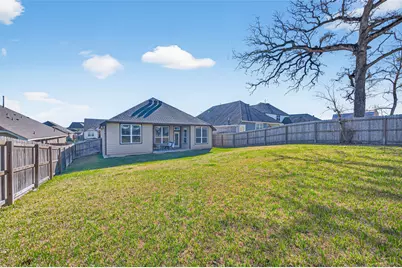 917 Farm Path, Brenham, TX 77833 - Photo 3