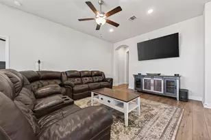 917 Farm Path, Brenham, TX 77833 - Photo 9