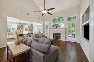2803 Maple Bend Dr, Kingwood, TX 77345 - Photo 3