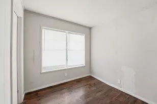 5717 Killough St, Houston, TX 77086 - Photo 11