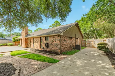 1617 White Wing Circle, Friendswood, TX 77546 - Photo 27