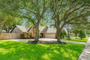 1617 White Wing Cir, Friendswood, TX 77546 - Photo 31
