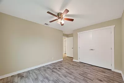 15423 S Brentwood Street, Channelview, TX 77530 - Photo 17