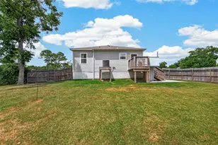 403 S 2nd St, La Porte, TX 77571 - Photo 29