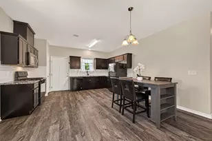403 S 2nd St, La Porte, TX 77571 - Photo 9
